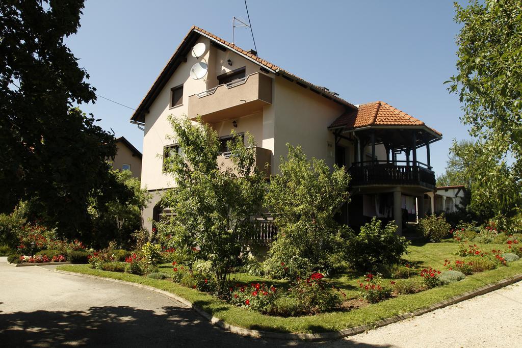 Apartments Tratincica Seliste Dreznicko Luaran gambar